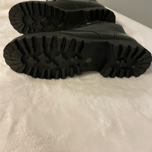 NWT Arizona Jean Co. women’s size 9M black ankle combat boots - Picture 6 of 7